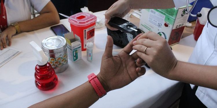 Alarma alza de casos de diabetes e hipertensión en cancunenses