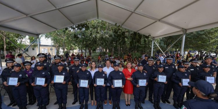 Juntos continuamos fortaleciendo la transformación policial en Cancún: Ana paty peralta