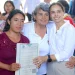 Ana Paty Peralta entrega actas de nacimiento extemporáneas