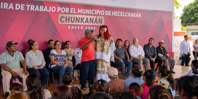 Layda Sansores, inauguró obras de infraestructura carretera y caminera por $19.4 millones, en el Camino Real