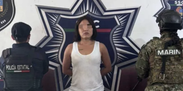 Arrestan a mujer por presunta agresión a taxista en la Región 259 de Cancún