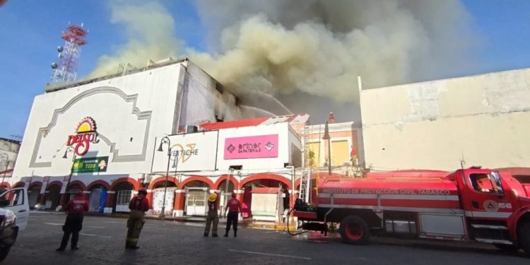 Avanza 40% la rehabilitación de la Tienda Del Sol en el centro de Villahermosa