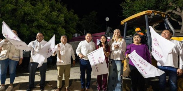 Inversión estatal mejora condiciones educativas en Chicxulub Pueblo