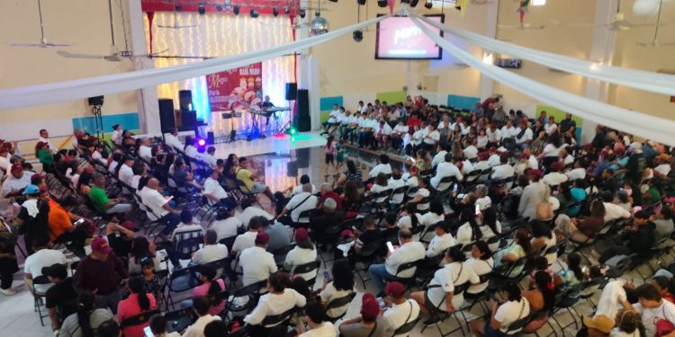 Ciudadanía de Quintana Roo refrenda unión y compromiso con valores fundacionales de Morena en encuentro de Amigos de Rafa Marin