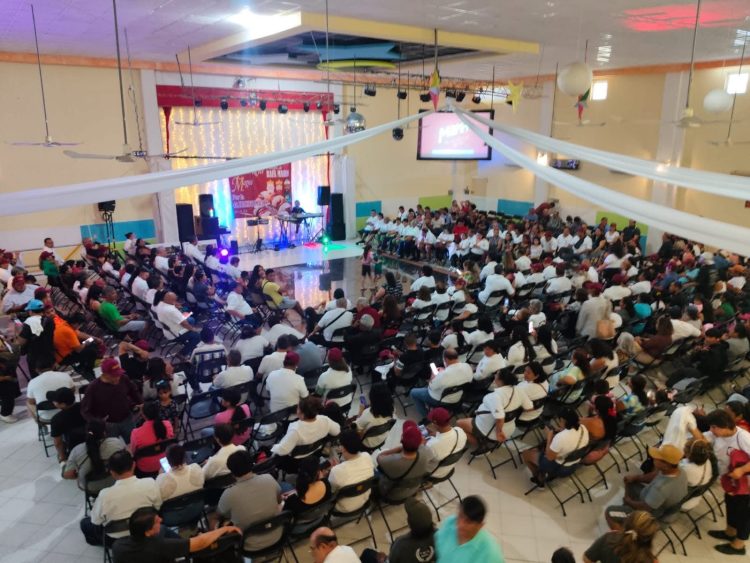 Ciudadanía de Quintana Roo refrenda unión y compromiso con valores fundacionales de Morena en encuentro de Amigos de Rafa Marin