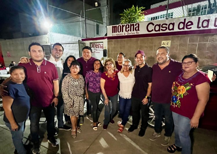 Sigue la campaña de Enrique Baños con dinero público, en su desesperada ambición de ocupar la candidatura en #IslaMujeres