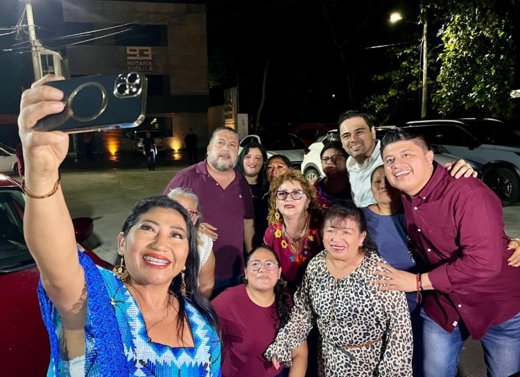 Sigue la campaña de Enrique Baños con dinero público, en su desesperada ambición de ocupar la candidatura en #IslaMujeres