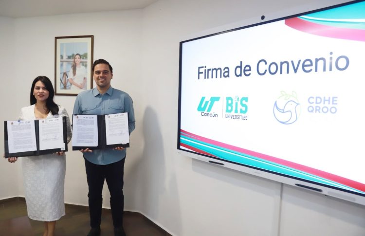 Sigue la campaña de Enrique Baños con dinero público, en su desesperada ambición de ocupar la candidatura en #IslaMujeres