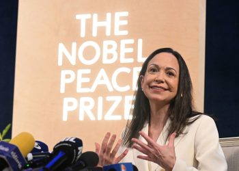 María Corina Machado afirma que quiere regresar a Venezuela “lo antes posible”