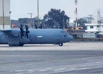 Aviones militares de EU solo podrán ingresar a México bajo criterios específicos, aclara Sheinbaum