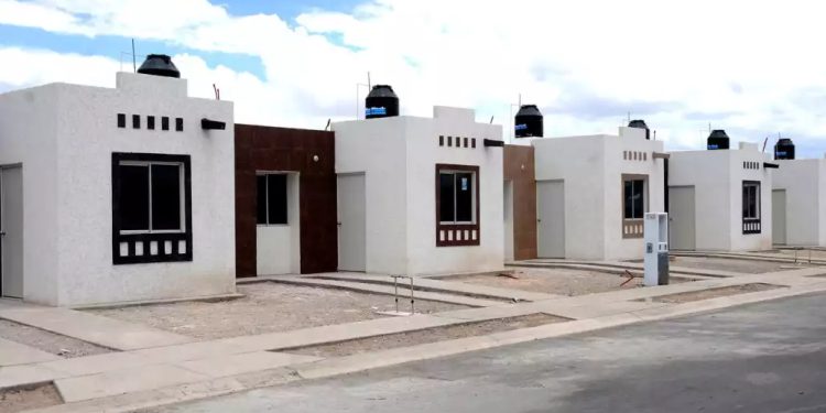 Avanza proyecto de Viviendas para el Bienestar en Escárcega