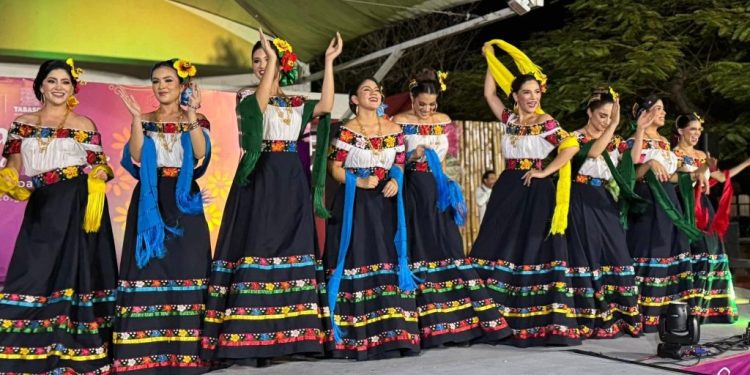 Recorridos de embajadoras iniciarán el 9 de abril en la región de los Ríos
