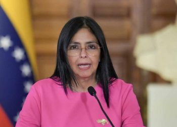 Delcy Rodríguez asume como presidenta encargada de Venezuela en medio de una crisis política