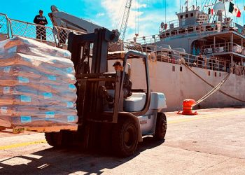 Organizaciones convocan acopio de alimentos y medicinas para Cuba en el Zócalo de CDMX