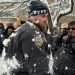 Termina en arresto enfrentamiento con bolas de nieve en parque de Nueva York