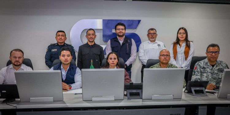 Ana Paty Peralta, participó en la Mesa de Seguridad en el C5 para fortalecer la coordinación operativa y mejorar la atención de emergencias