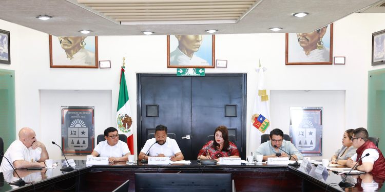 Turna Comisión Permanente diversas iniciativas para su análisis en comisiones