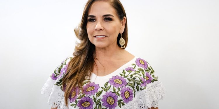 Mara Lezama exhorta a fortalecer la prevención del cáncer y priorizar la salud de las mujeres en Quintana Roo