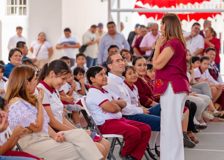ALUMNAS Y ALUMNOS DE PRIMARIA EN TULUM YA TIENEN DOMO EN SU ESCUELA