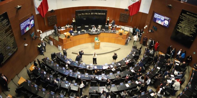 El Senado avaló por unanimidad en lo general la reforma que reduce la jornada laboral semanal. Pasará de 48 a 40 horas