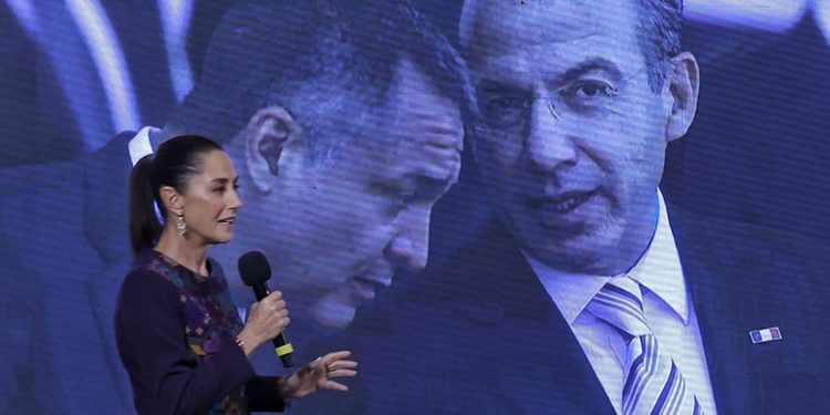 Sheinbaum descarta indagar a exconsejero presidencial y exige mantener foco en García Luna