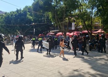 Llevan a cabo operativos para la recuperación del espacio público en la Plaza Guadalupe Victoria