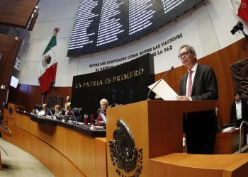 El Senado clausura servicio de estética y anuncia revisión total del gasto público