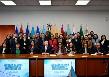 Rafael Marín inaugura la XXXV Sesión del Comité Iberoamericano de Nomenclatura.