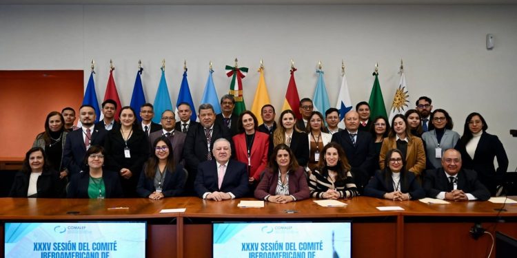 Rafael Marín inaugura la XXXV Sesión del Comité Iberoamericano de Nomenclatura.