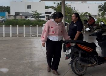 Descenso de temperaturas impulsa venta de ropa abrigadora en Cancún
