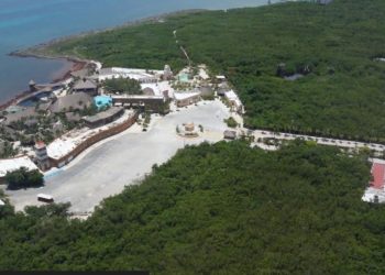Se frena juicio contra parque acuático de Royal Caribbean en Mahahual