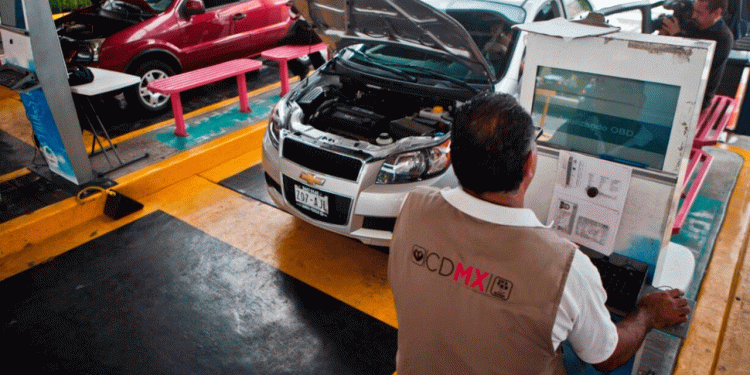 ¿Qué autos deben verificar en febrero en CDMX y Edomex?