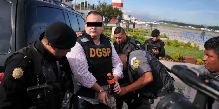 FGR prepara nueva imputación contra Javier Duarte por presunto desvío de recursos