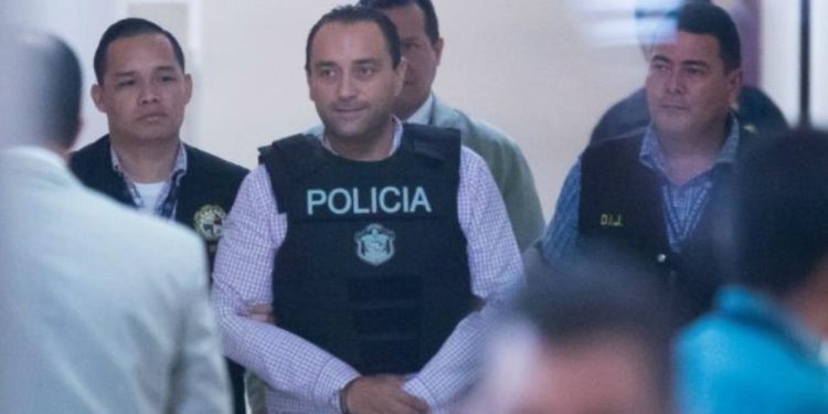 SAT asegura inmuebles ligados a Roberto Borge por adeudos fiscales