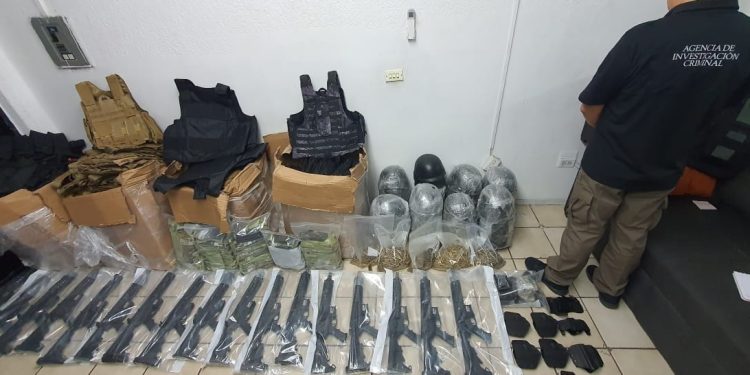 Aseguran arsenal y detienen a presunto traficante en Huimanguillo