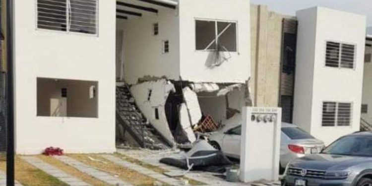 Fuga de gas provoca explosión en vivienda de Playa del Carmen; hay un lesionado