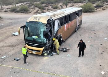 Fatal accidente carretero en Sonora deja cuatro fallecidos y 25 heridos