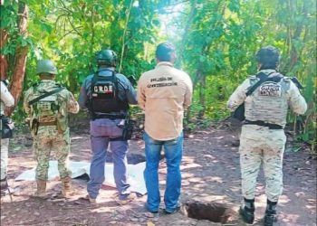 Localizan fosa clandestina en Paraíso durante operativo de la FGE