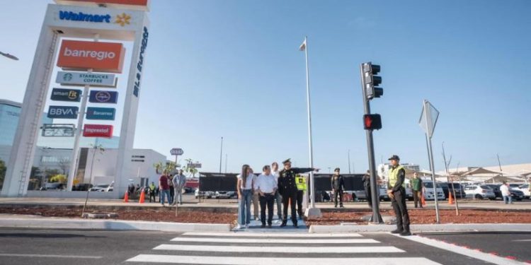 Gobernador Joaquín Díaz Mena entrega obras de modernización vial en City Center
