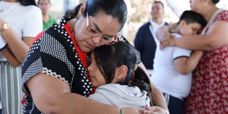 Feria de las Emociones promueve salud socioemocional en comunidades escolares