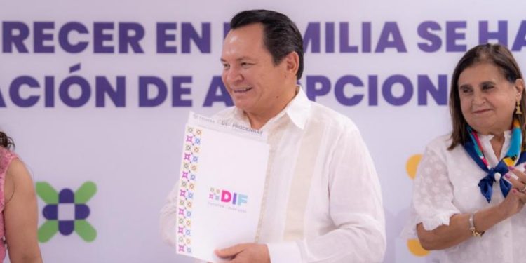 DIF Yucatán concreta adopciones que garantizan el derecho a vivir en familia