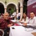 Gobernador Joaquín Díaz Mena atiende de frente a la ciudadanía