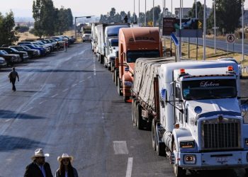 Transportistas y campesinos anuncian paro nacional para el 6 de abril