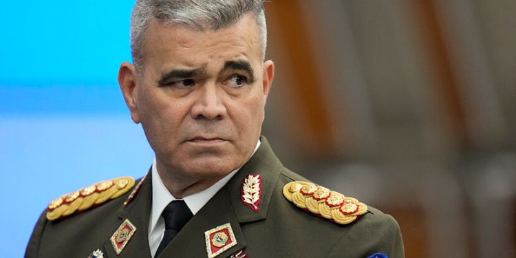 Destituyen a Padrino López y nombran nuevo ministro de Defensa en Venezuela