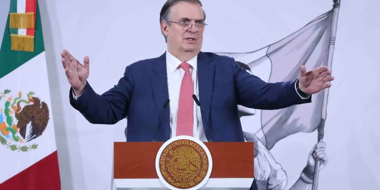 México prevé diálogo con China sobre aranceles y comercio bilateral