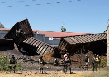 Descarrilamiento de tren en Aguascalientes deja un muerto y siete heridos