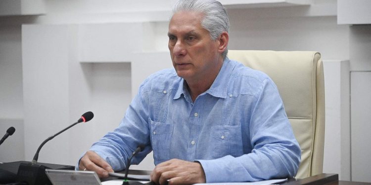 Cuba confirma conversaciones con EE.UU. en medio de presiones energéticas