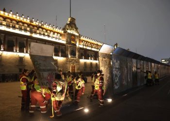 Marcha del 8M en CDMX llegará a un Zócalo con vallas y alumbrado conmemorativo