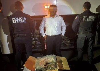 Detienen a conductor de autobús turístico con presunta marihuana en Huimanguillo