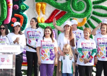 Con más de 9 mil 500 participantes, México bate récord Guinness de la Clase de Futbol más Grande del Mundo. Consolida el mundial social y manda un mensaje de paz y no de guerra: Clara Brugada